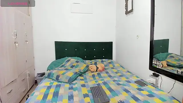 Jean And PaulXL online show from 03-29-26, 11:17