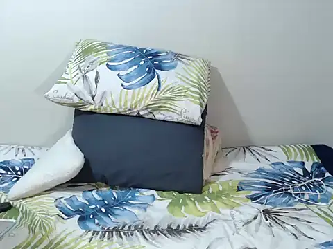  FineBabe online show from 04-05-26, 08:04