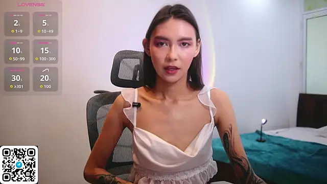 Snapshot of amy_peachy chatting on 05-14-26, 03:36 amy peachy online show from 05-14-26, 03:36