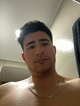 David-latinlover online show from 04-18-26, 04:15