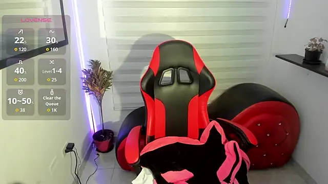 Agatha Marin online show from 04-01-26, 12:57