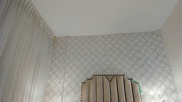 mika doll online show from 03-18-26, 03:42