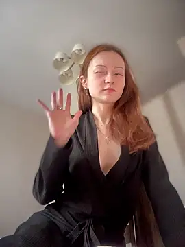 SadieSink  online show from 03-03-26, 12:56