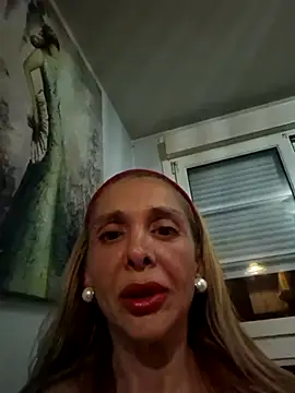 Snapshot of ssndratrans chatting on 05-29-26, 02:50 ssndratrans online show from 05-29-26, 02:50