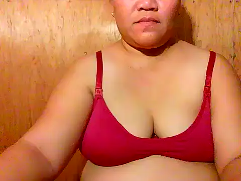 Snapshot of sejuicing_angel chatting on 05-29-26, 06:52 sejuicing angel online show from 05-29-26, 06:52