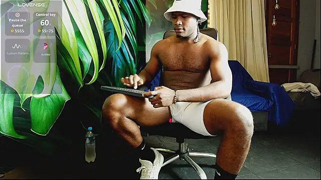 Snapshot of DarianWill18 chatting on 03-02-26, 02:45 DarianWill18 online show from 03-02-26, 02:45