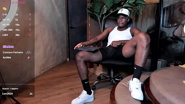 Snapshot of DarianWill18 chatting on 03-04-26, 03:36 DarianWill18 online show from 03-04-26, 03:36