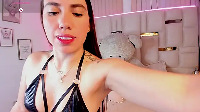 Hanna klover online show from 04-16-26, 03:40