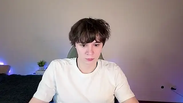 AnthonyCuutie online show from 05-25-26, 04:45