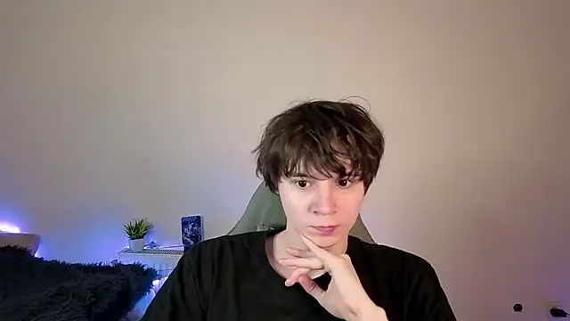 AnthonyCuutie online show from 06-05-26, 05:12