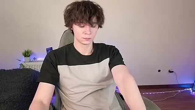 AnthonyCuutie online show from 06-14-26, 11:33