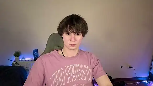 AnthonyCuutie online show from 06-11-26, 05:54