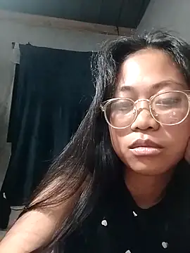 Snapshot of angelpinay44 chatting on 03-18-26, 04:19 angelpinay44 online show from 03-18-26, 04:19