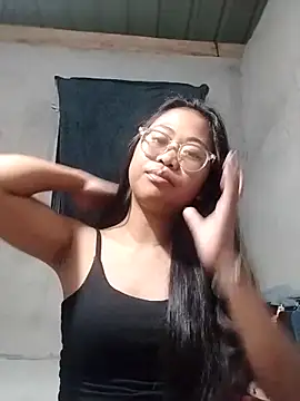 Snapshot of angelpinay44 chatting on 04-05-26, 04:57 angelpinay44 online show from 04-05-26, 04:57