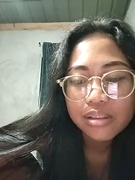 Snapshot of angelpinay44 chatting on 04-07-26, 03:25 angelpinay44 online show from 04-07-26, 03:25
