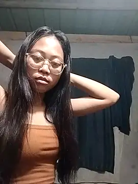Snapshot of angelpinay44 chatting on 03-09-26, 03:48 angelpinay44 online show from 03-09-26, 03:48