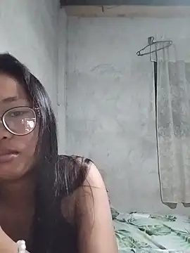 Snapshot of angelpinay44 chatting on 06-22-26, 02:25 angelpinay44 online show from 06-22-26, 02:25