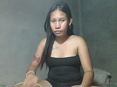 Snapshot of yummy_pilipina26 chatting on 05-14-26, 02:47 yummy pilipina26 online show from 05-14-26, 02:47