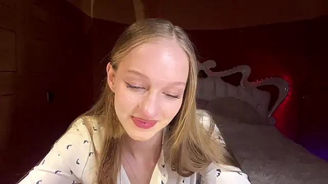 Anika Socutehe online show from 03-22-26, 04:52