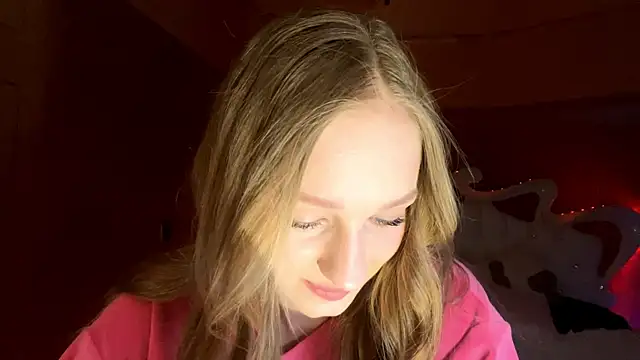 Anika Socutehe online show from 04-17-26, 08:11