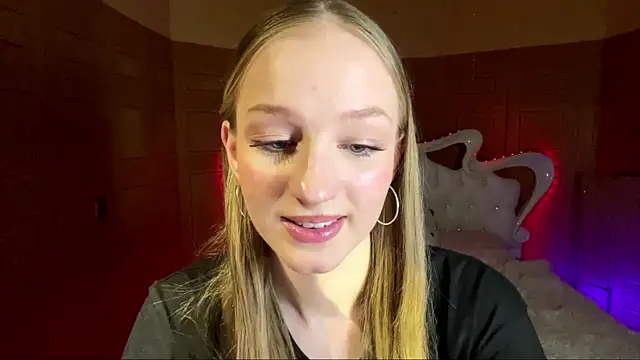 Anika Socutehe online show from 04-04-26, 05:08