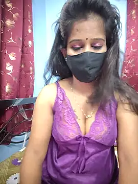 Snapshot of Tinaa_baby chatting on 06-05-26, 12:15 Tinaa baby online show from 06-05-26, 12:15