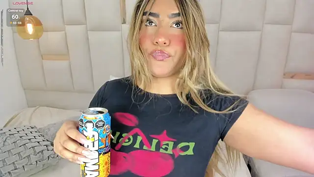 angueljonnes online show from 04-08-26, 04:36