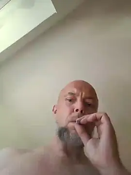 HornyDaddyMuscle online show from 08-01-26, 07:28