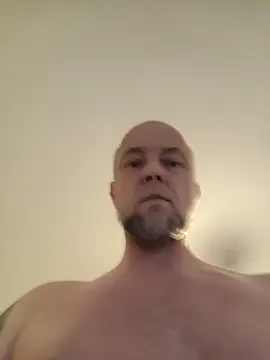 Snapshot of HornyDaddyMuscle chatting on 05-22-26, 07:45 HornyDaddyMuscle online show from 05-22-26, 07:45