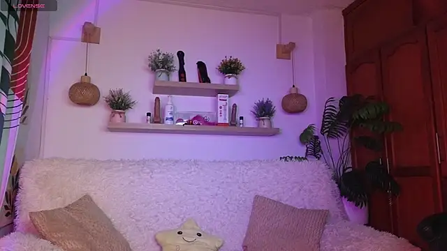 nikolwalter  online show from 06-30-26, 01:27