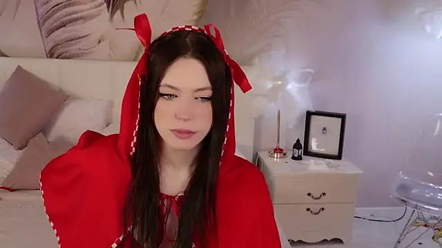 lizzy wells online show from 03-06-26, 10:05