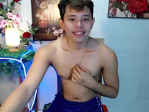 Snapshot of Baby_Maxxx chatting on 05-16-26, 02:16 Baby Maxxx online show from 05-16-26, 02:16