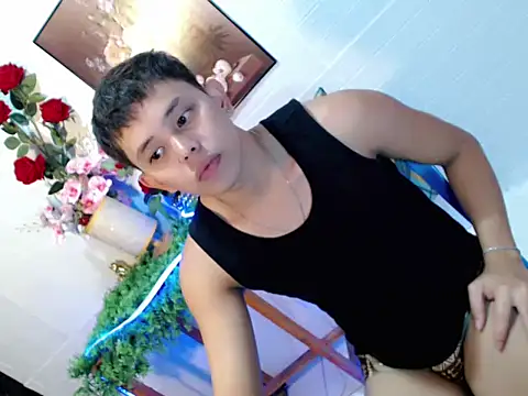 Snapshot of Baby_Maxxx chatting on 06-01-26, 01:44 Baby Maxxx online show from 06-01-26, 01:44