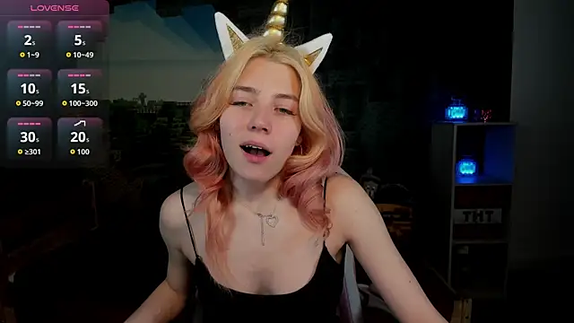 RosaFowler online show from 04-21-26, 09:49