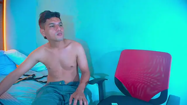 Hornyshow1 online show from 03-31-26, 11:56