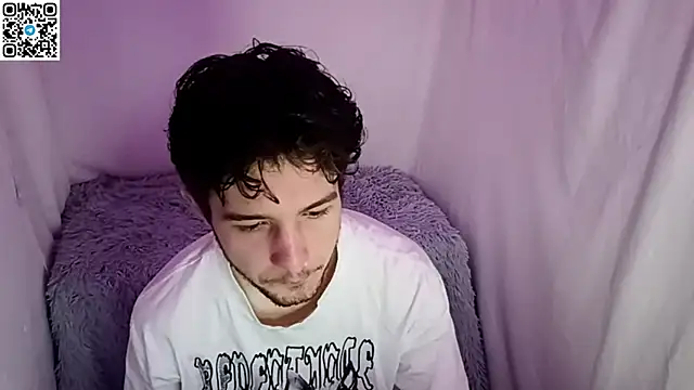 Snapshot of _ZaneX chatting on 05-01-26, 07:08 ZaneX online show from 05-01-26, 07:08