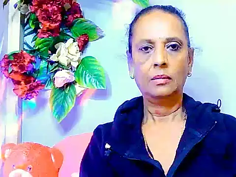Hot queen58 online show from 06-06-26, 05:34