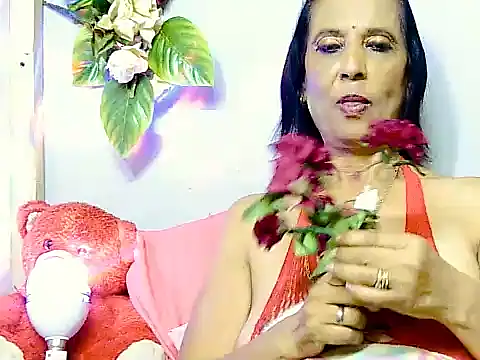 Hot queen58 online show from 06-06-26, 05:40