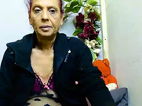 Hot queen58 online show from 06-21-26, 08:20