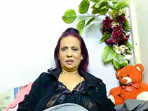 Hot queen58 online show from 06-23-26, 04:32