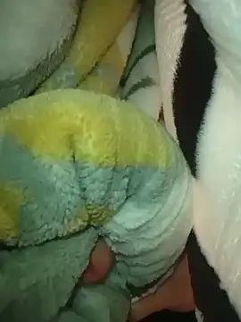 Snapshot of azmanmami chatting on 03-01-26, 11:10 azmanmami online show from 03-01-26, 11:10