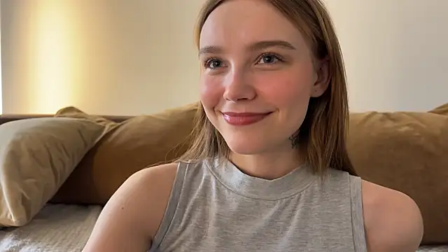 Lolatatee online show from 04-11-26, 10:41