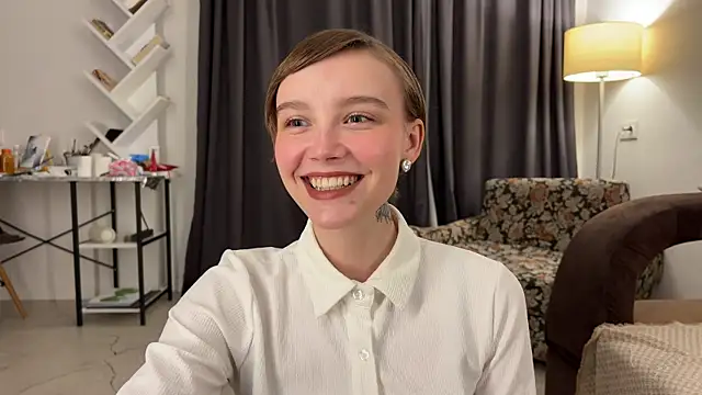 Snapshot of Lolatatee chatting on 06-02-26, 05:13 Lolatatee online show from 06-02-26, 05:13