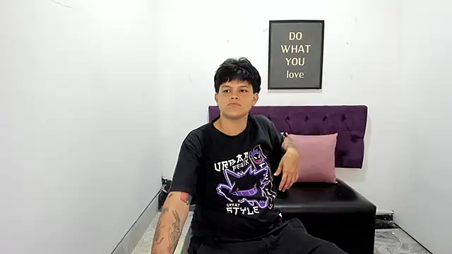 TomBoy Natali online show from 04-14-26, 06:35