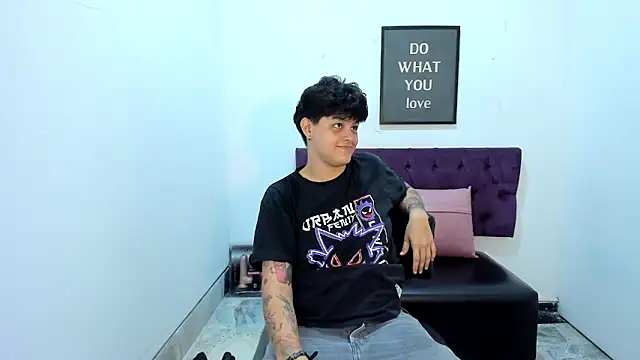 TomBoy Natali online show from 03-24-26, 07:03