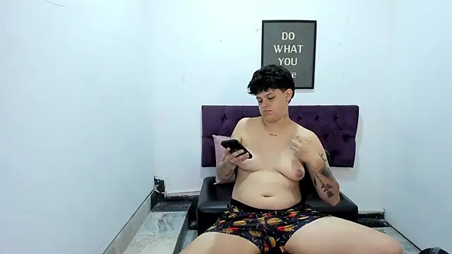 TomBoy Natali online show from 04-09-26, 06:58