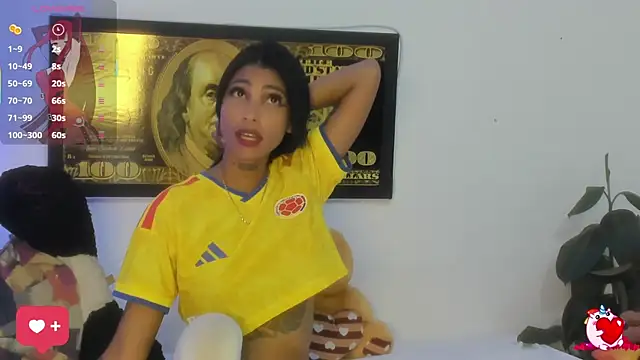 Snapshot of Antonella-smitt chatting on 07-03-26, 12:33 Antonella-smitt online show from 07-03-26, 12:33