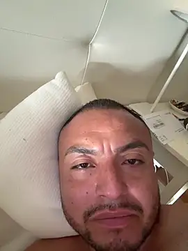 alexandeerr1986 online show from 06-14-26, 11:44