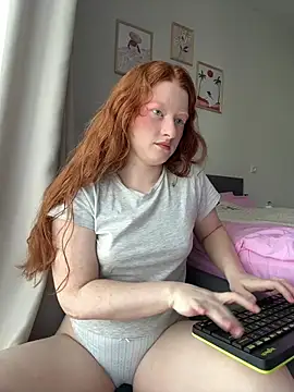 Snapshot of gingerlatte chatting on 05-12-26, 09:04 gingerlatte online show from 05-12-26, 09:04