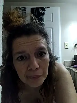 Snapshot of VelvetRae chatting on 03-01-26, 10:04 VelvetRae online show from 03-01-26, 10:04